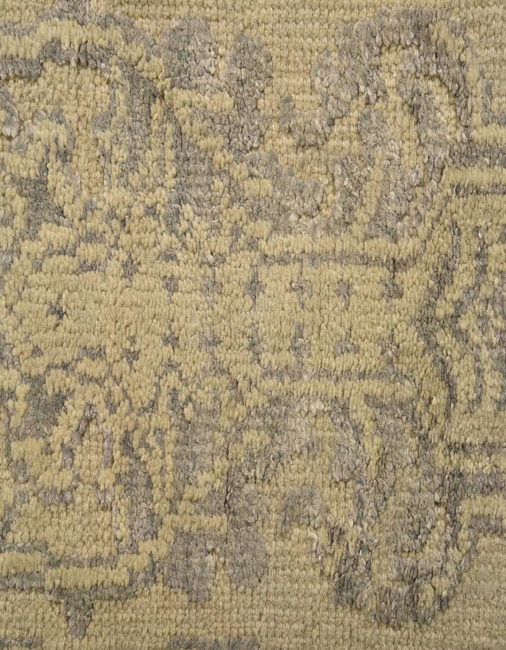 Detail image of  6' 2 x 9' 3  Hand Knotted Luna Rug