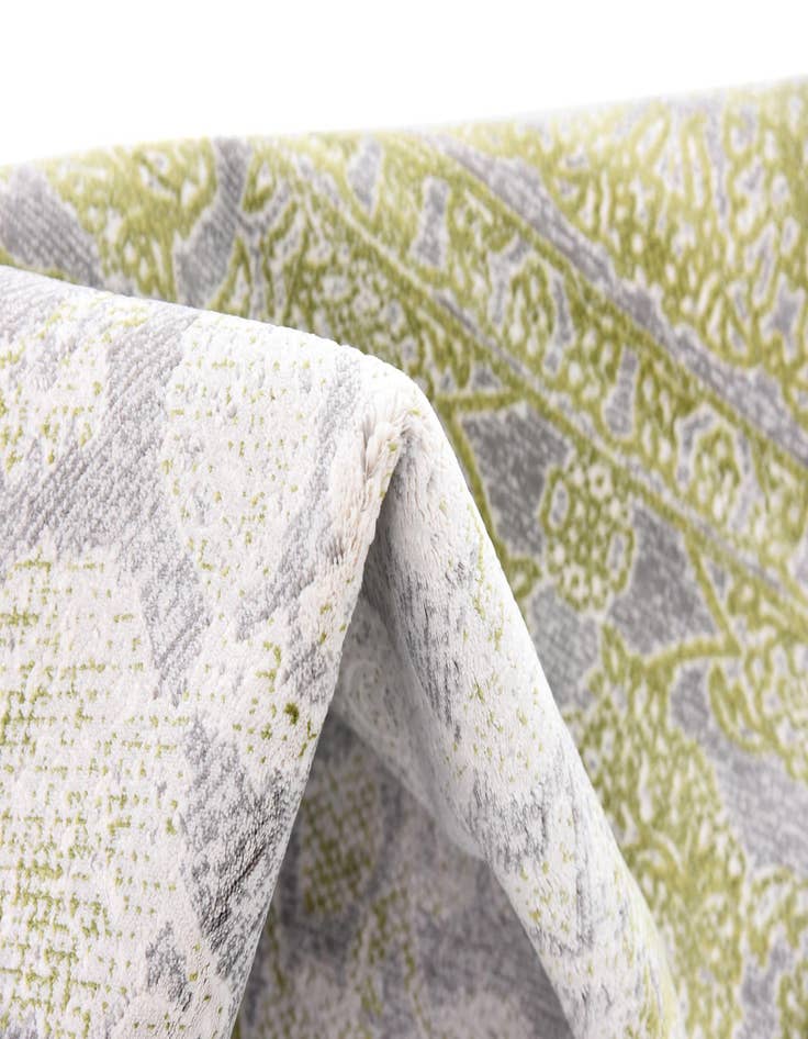 Detail image of  7' x 10' Modern Classical Rug