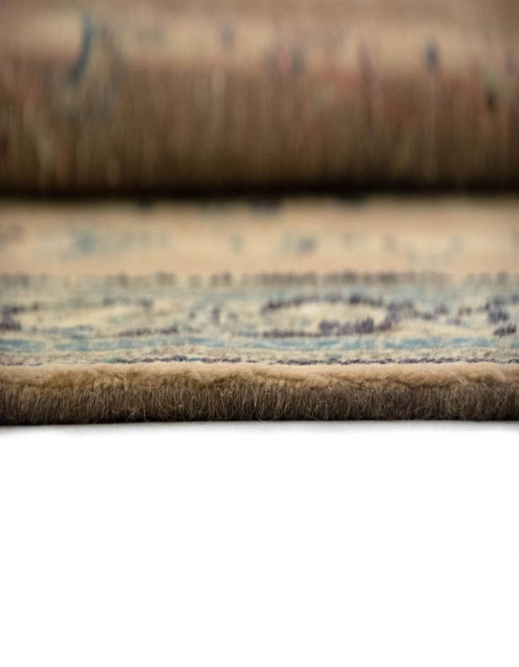 Detail image of  4' 2 x 6' 9  Hand Knotted Sarough Persian Wool Rug