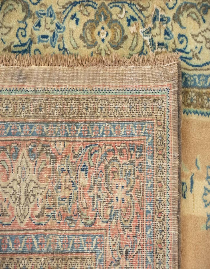 Detail image of  4' 2 x 6' 9  Hand Knotted Sarough Persian Wool Rug