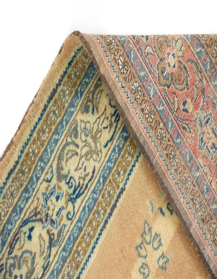 Detail image of  4' 2 x 6' 9  Hand Knotted Sarough Persian Wool Rug