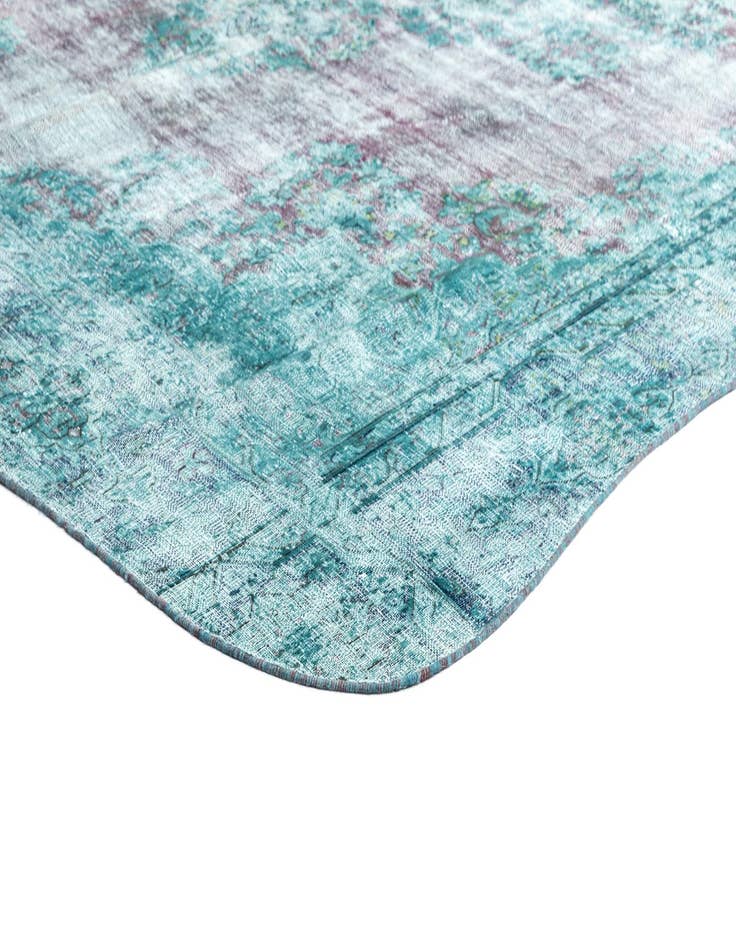 Detail image of  9' 1 x 12' 6 Vintage Royal Wool Rug