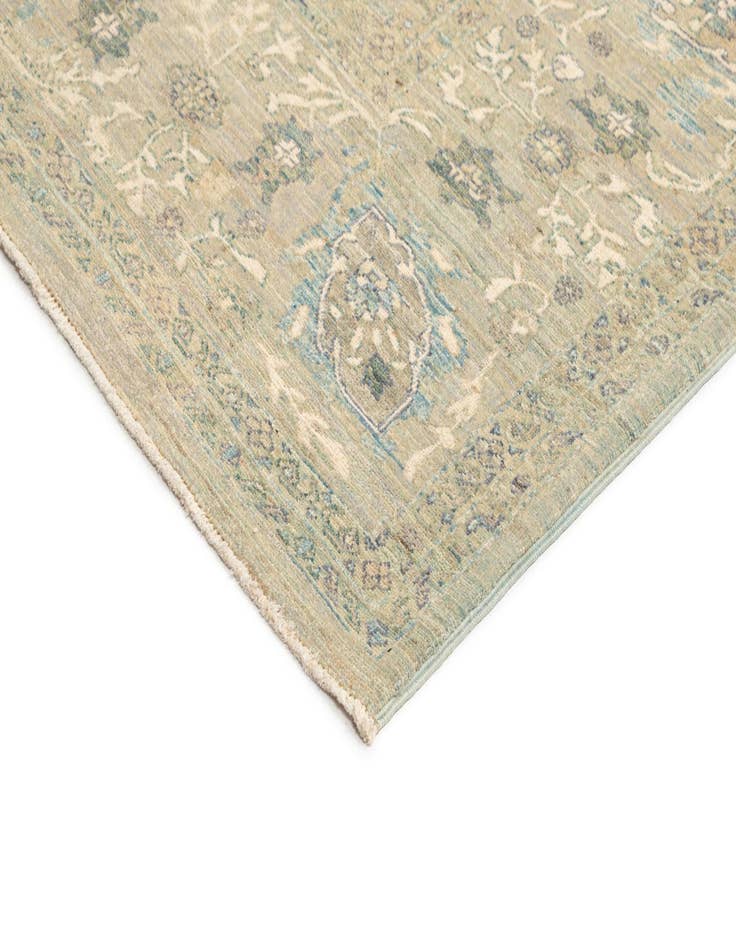 Detail image of  8' 1 x 9' 8 Ziegler Rug