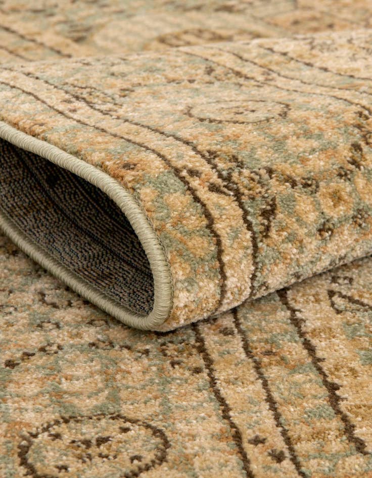 Detail image of  8' x 8' Amina Round Rug