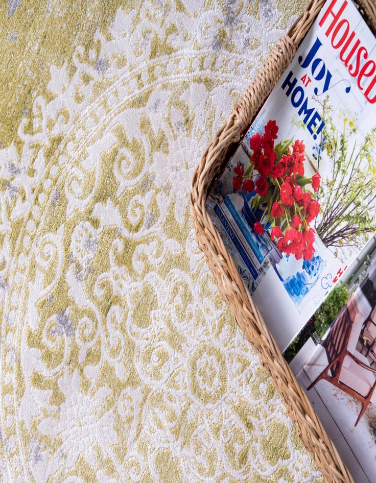 Detail image of  8' x 8' Modern Classical Round Rug