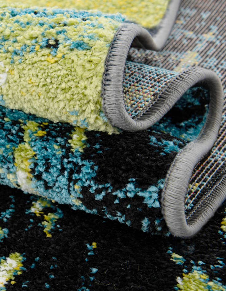 Detail image of  8' x 8' Tuscany Round Rug