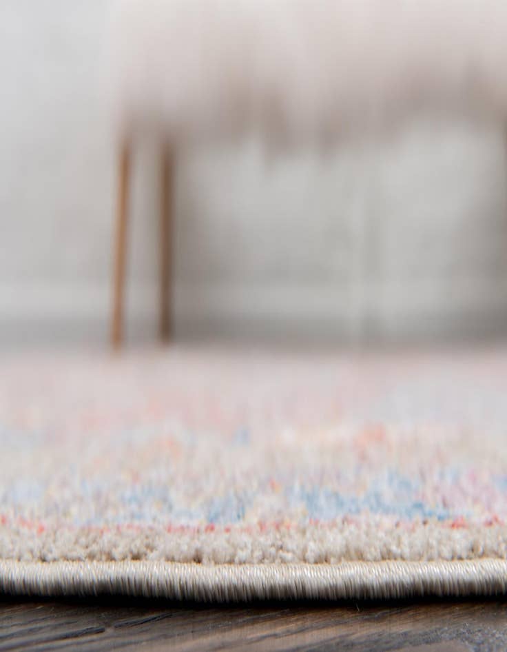 Detail image of  3' 3 x 3' 3 Williamsburg Round Rug