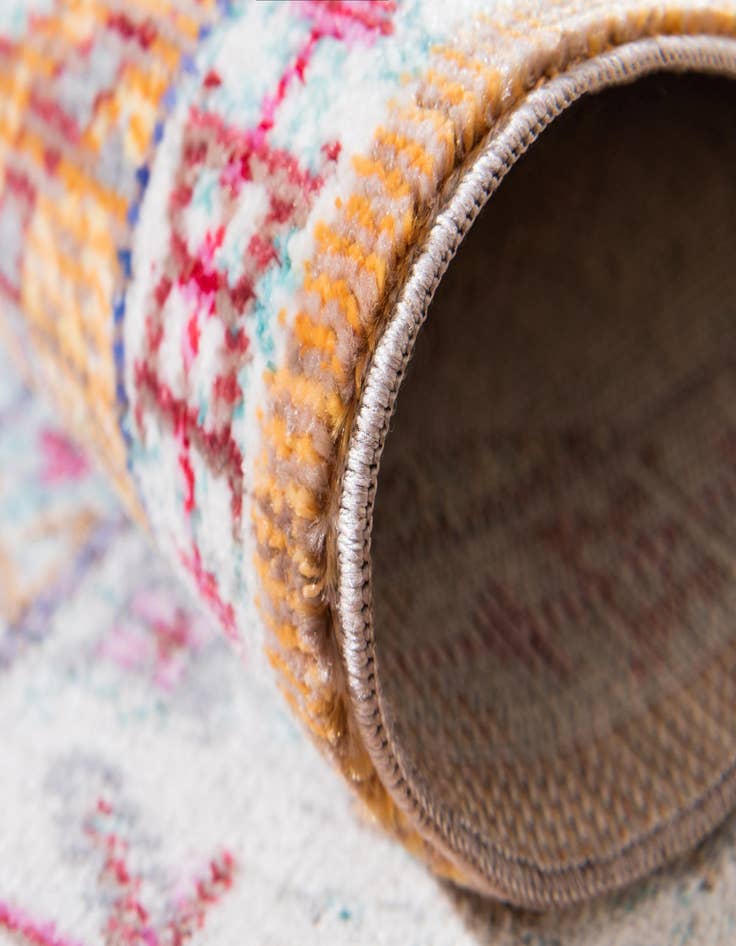 Detail image of  2' 7 x 9' 10 Alexis Runner Rug