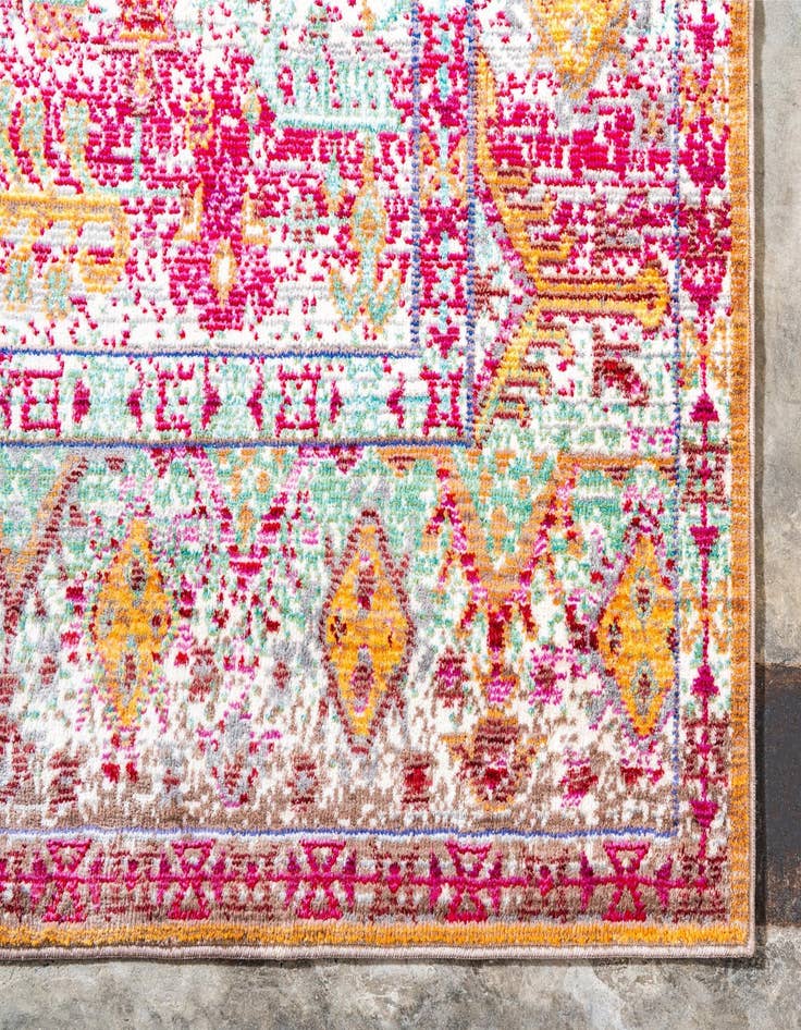 Detail image of  2' 7 x 9' 10 Alexis Runner Rug