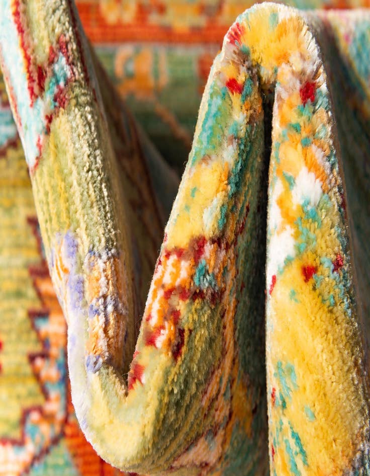 Detail image of  2' 7 x 13' Alexis Runner Rug