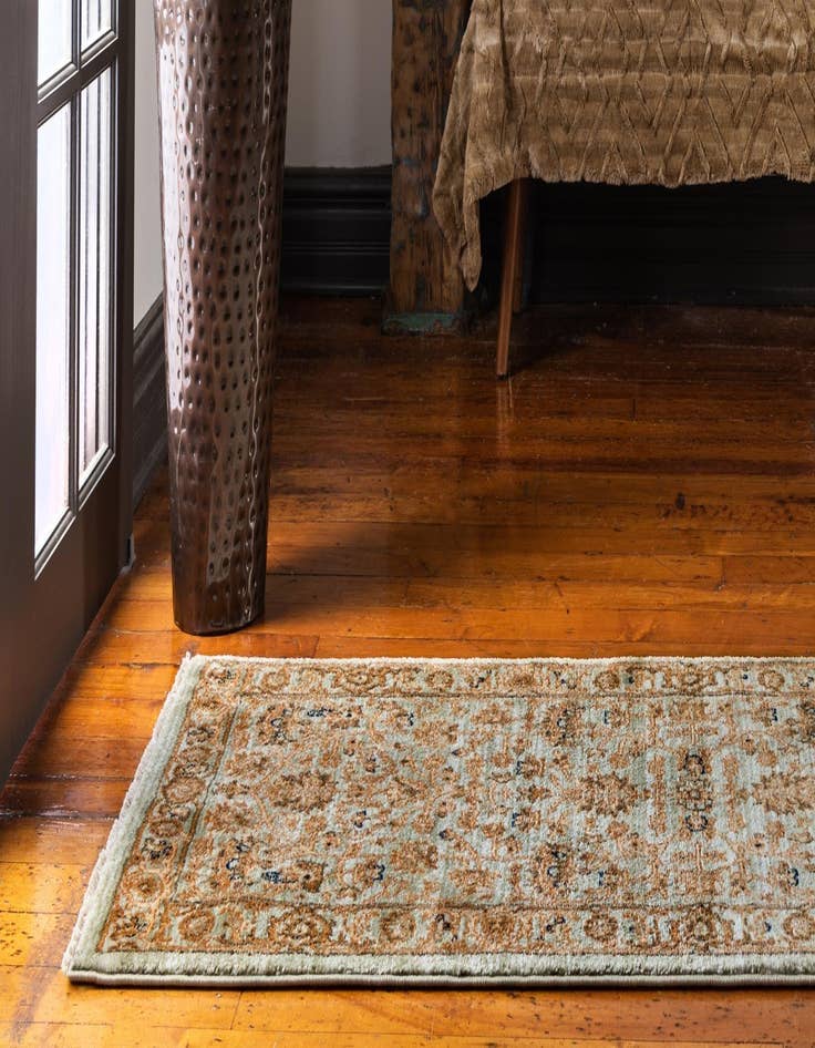 Detail image of 2' 2 x 9' 10 Charlestown Runner Rug
