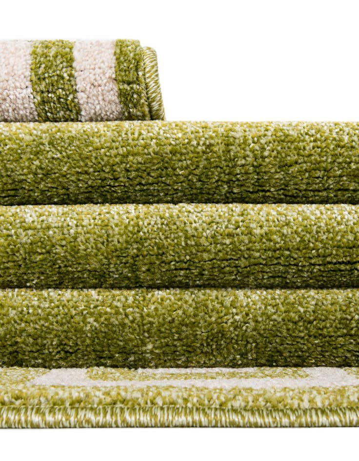 Detail image of  2' 7 x 10' Hera Runner Rug