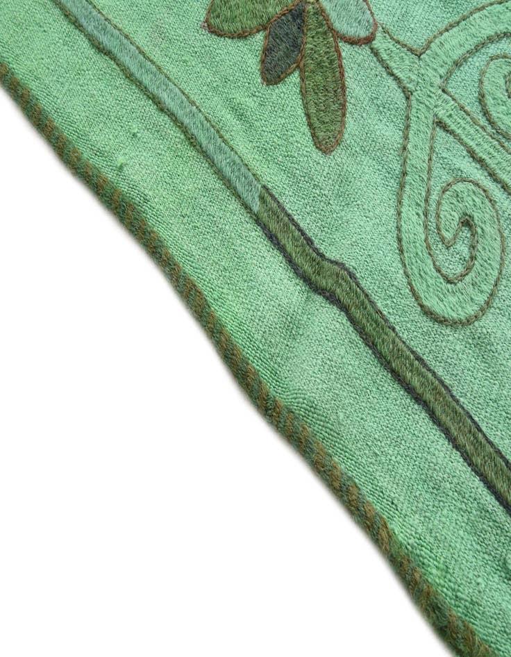 Detail image of  5' 4 x 6'  Hand Woven Kilim Suzani Wool Square Rug