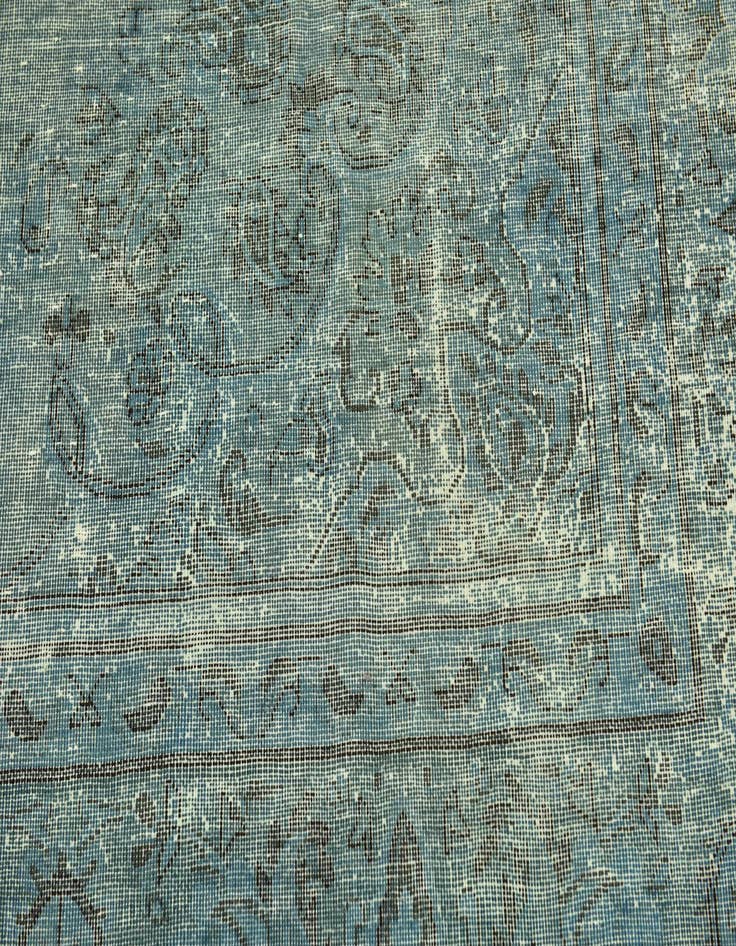 Detail image of  4' x 4' 10  Hand Knotted Ultra Vintage Persian Wool Square Rug