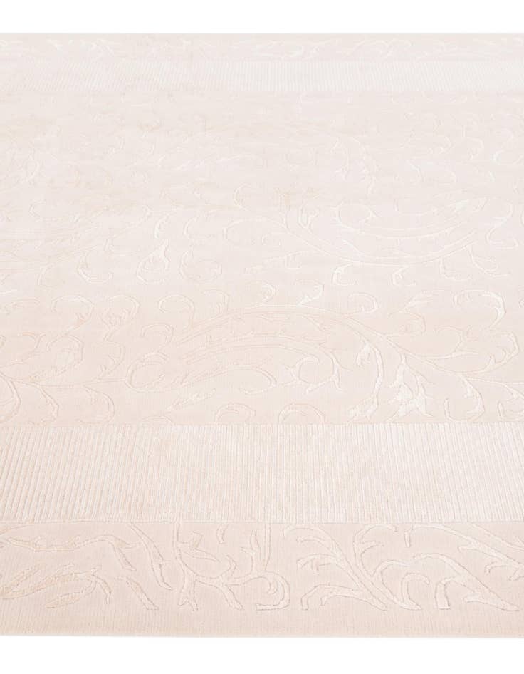 Detail image of  6' 11 x 9' 6  Hand Knotted Darya Wool Rug