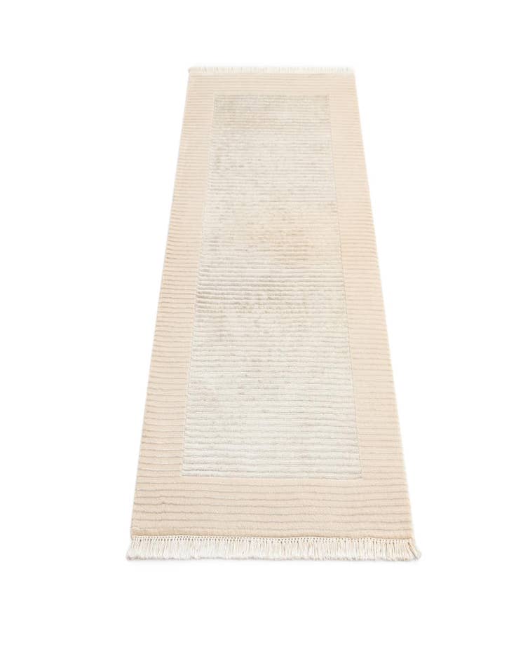 Detail image of  2' 7 x 4' 11  Hand Knotted Darya Wool Rug