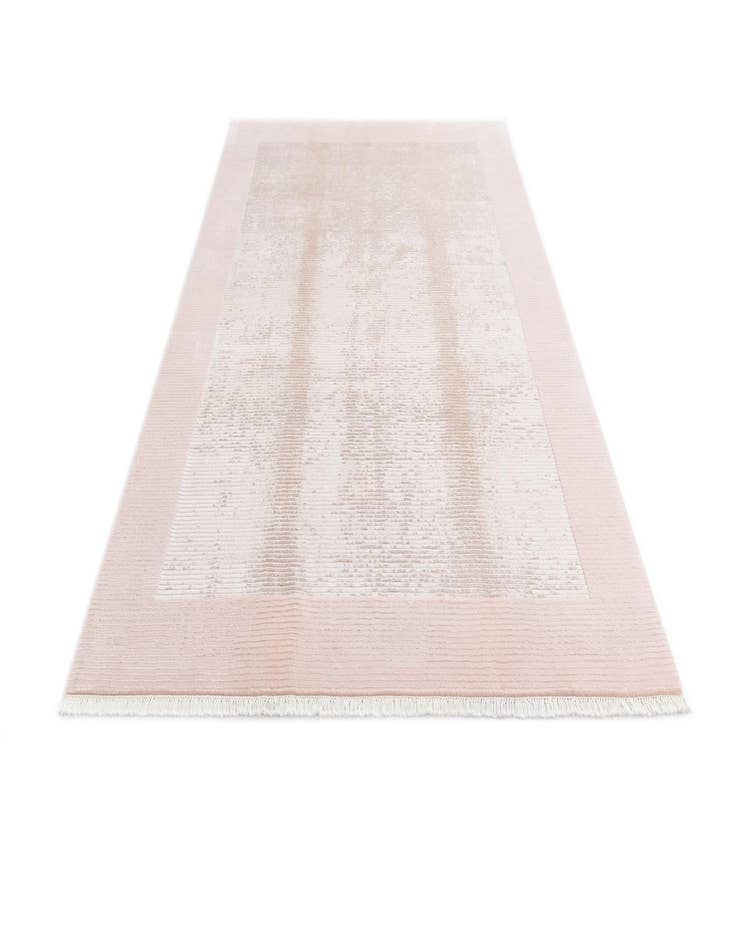 Detail image of  6' 6 x 9' 8  Hand Knotted Darya Wool Rug