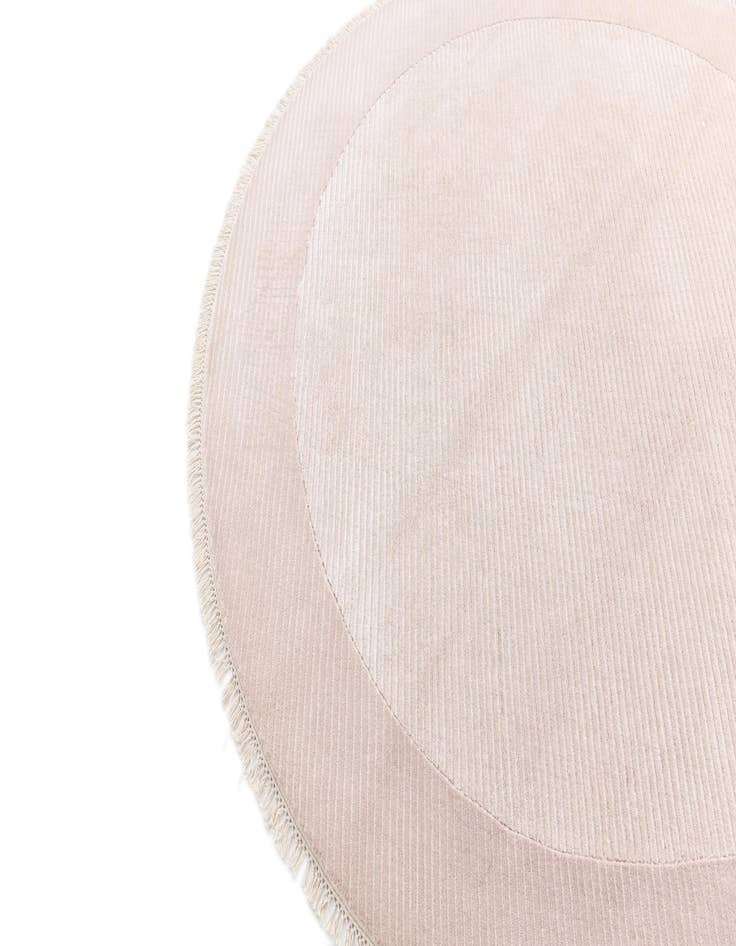 Detail image of  6' 9 x 6' 9  Hand Knotted Darya Wool Round Rug