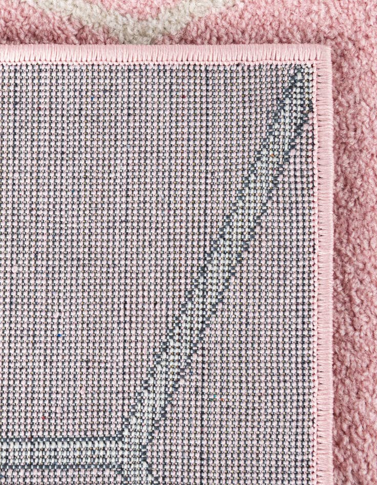 Detail image of  5' 3 x 5' 3 Lattice Frieze Octagon Rug