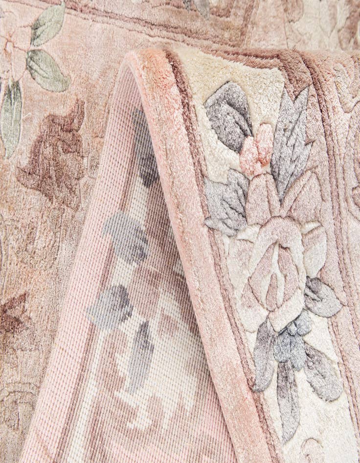 Detail image of  2' 4 x 4'  Hand Knotted Carved Pekin Rug