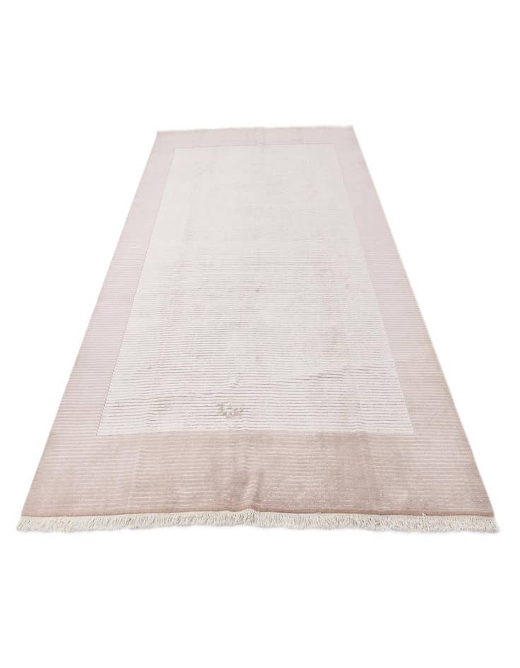 Detail image of  8' 1 x 9' 10  Hand Knotted Darya Wool Rug