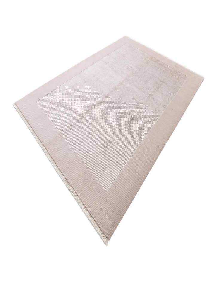 Detail image of  8' x 11' 4  Hand Knotted Darya Wool Rug