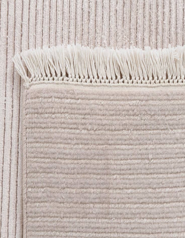 Detail image of  8' x 11' 4  Hand Knotted Darya Wool Rug