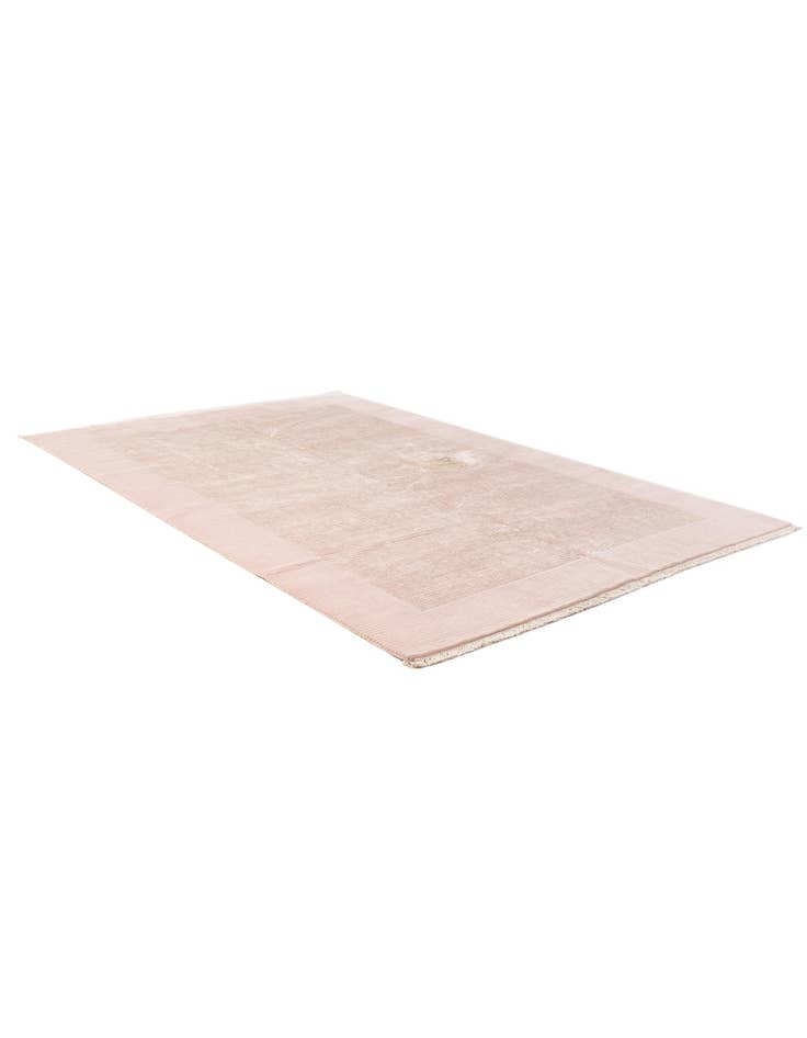 Detail image of  6' 6 x 9' 10  Hand Knotted Darya Wool Rug