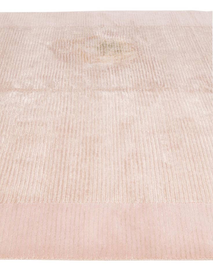 Detail image of  6' 6 x 9' 10  Hand Knotted Darya Wool Rug