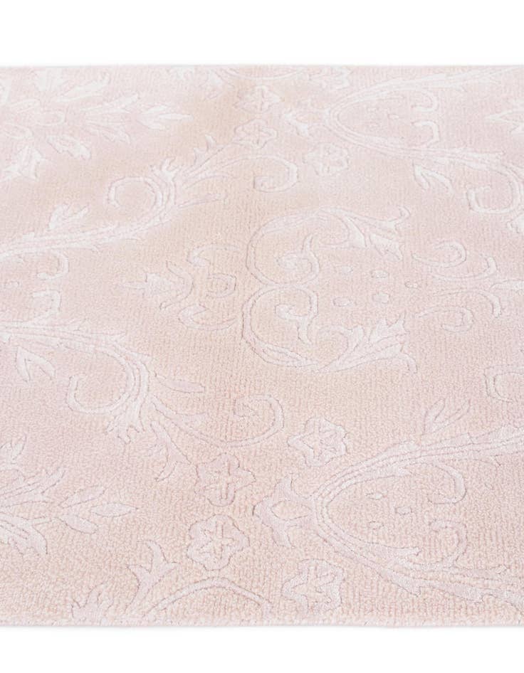 Detail image of  2' 8 x 5'  Hand Knotted Darya Wool Rug