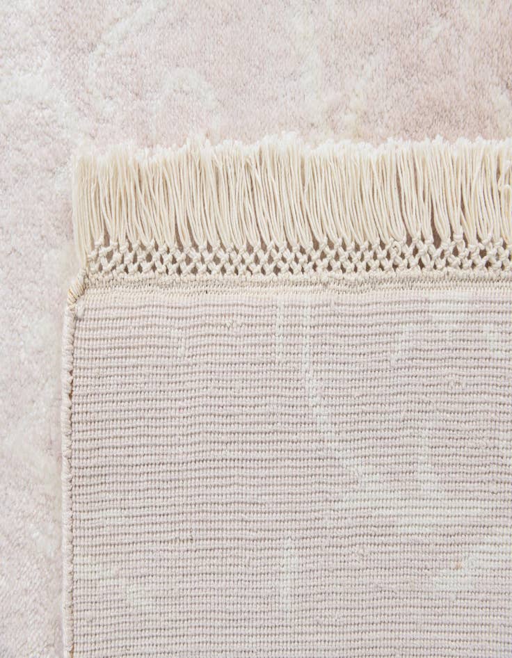 Detail image of  5' 7 x 7' 10  Hand Knotted Darya Wool Rug