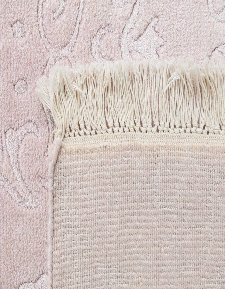 Detail image of  5' 7 x 7' 9  Hand Knotted Darya Wool Rug