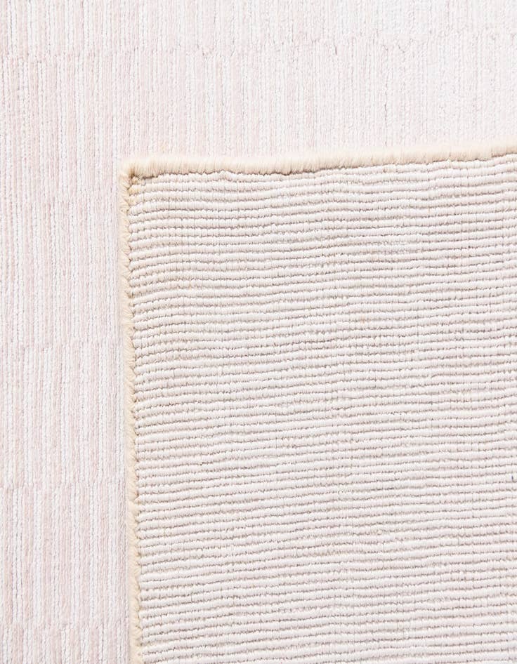 Detail image of  5' 7 x 7' 8  Hand Knotted Darya Wool Rug