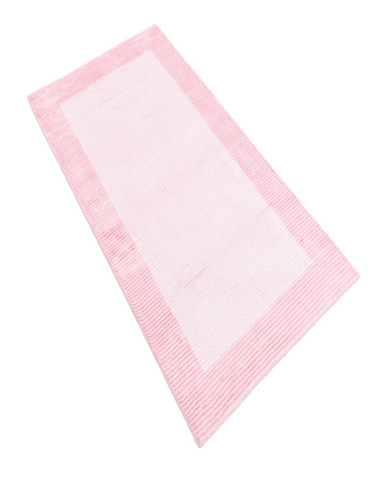 Detail image of  2' 7 x 4' 11  Hand Knotted Darya Wool Rug