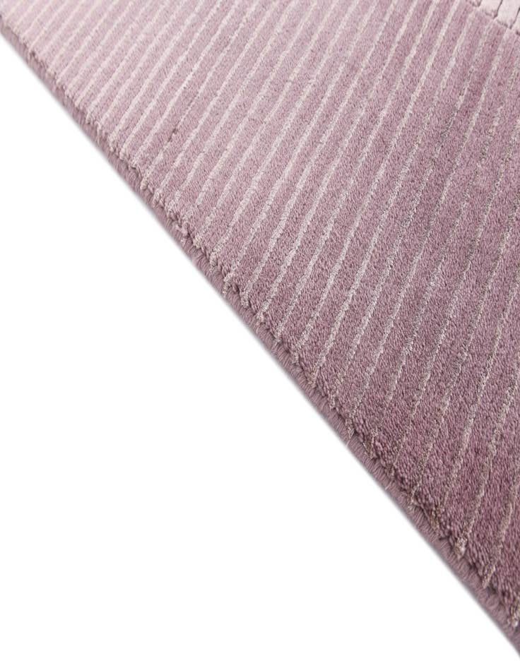 Detail image of  6' 5 x 9' 10  Hand Knotted Darya Wool Rug