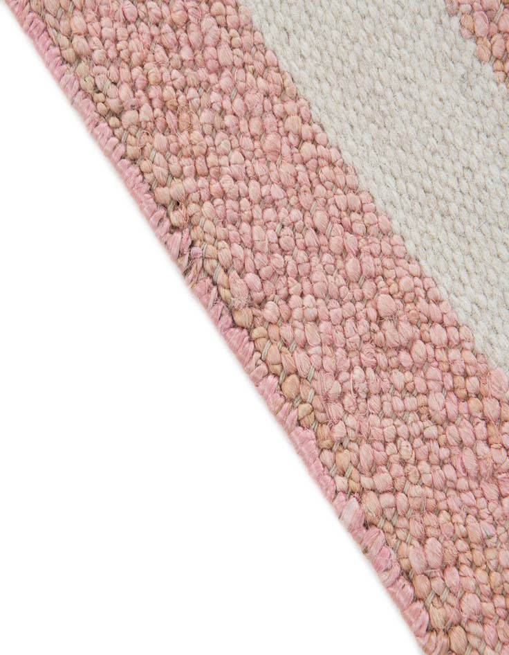 Detail image of  2' x 3' 3  Hand Woven Jill Zarin Hamptons Rug