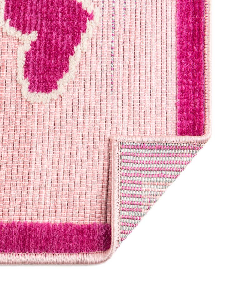 Detail image of  5' 3 x 7' 7  Washable  Indoor / Outdoor Rug