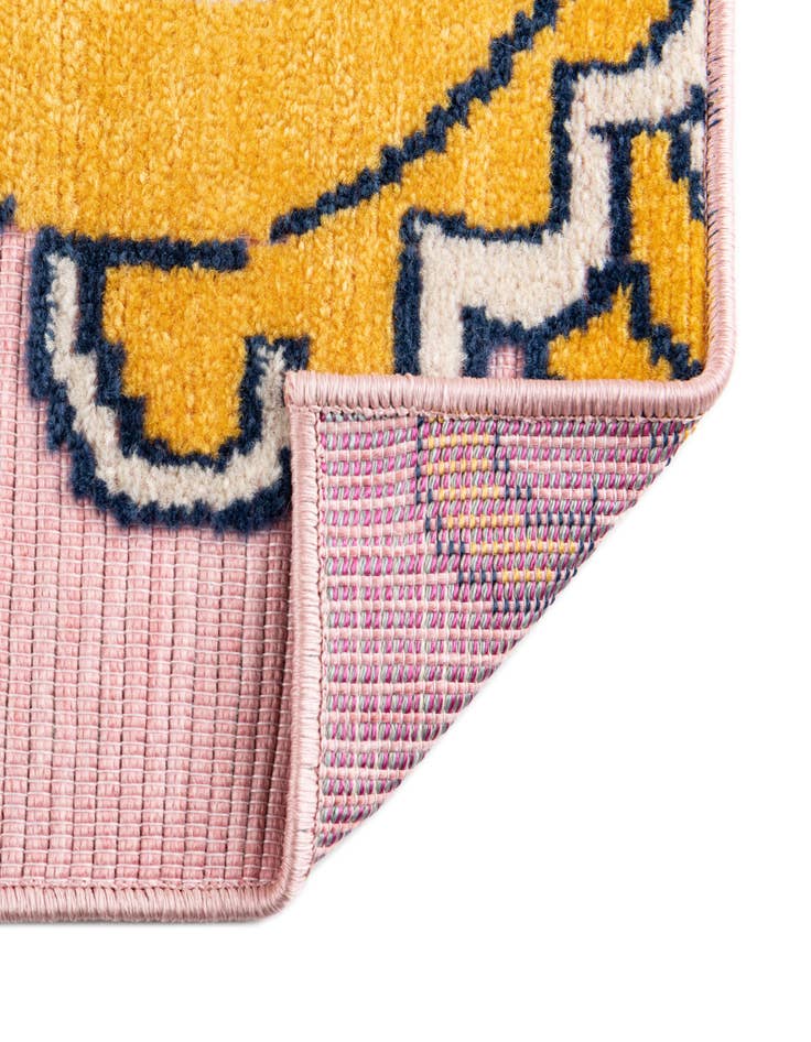 Detail image of  5' 3 x 7' 7  Washable  Indoor / Outdoor Rug