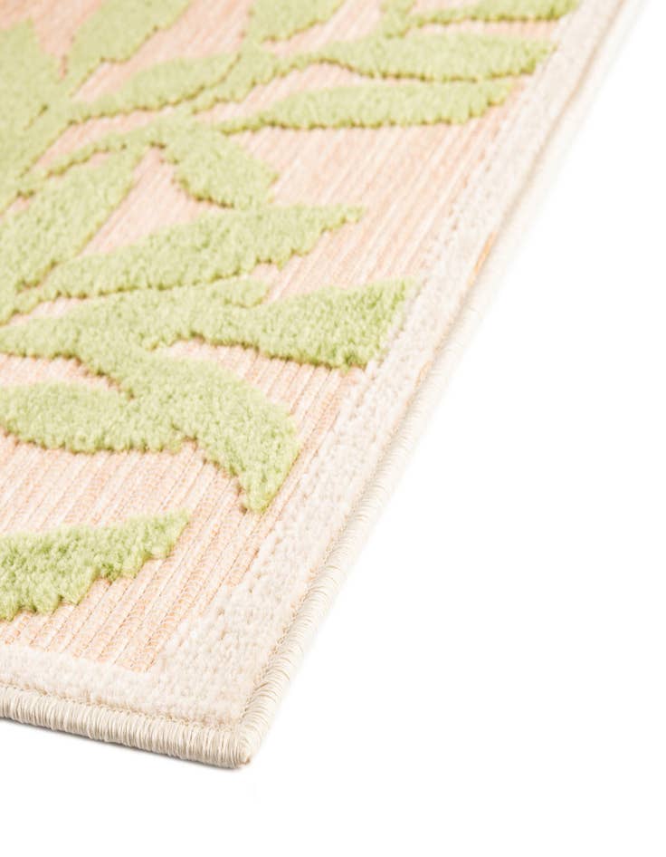 Detail image of  5' x 7' 7  Washable  Indoor / Outdoor Rug