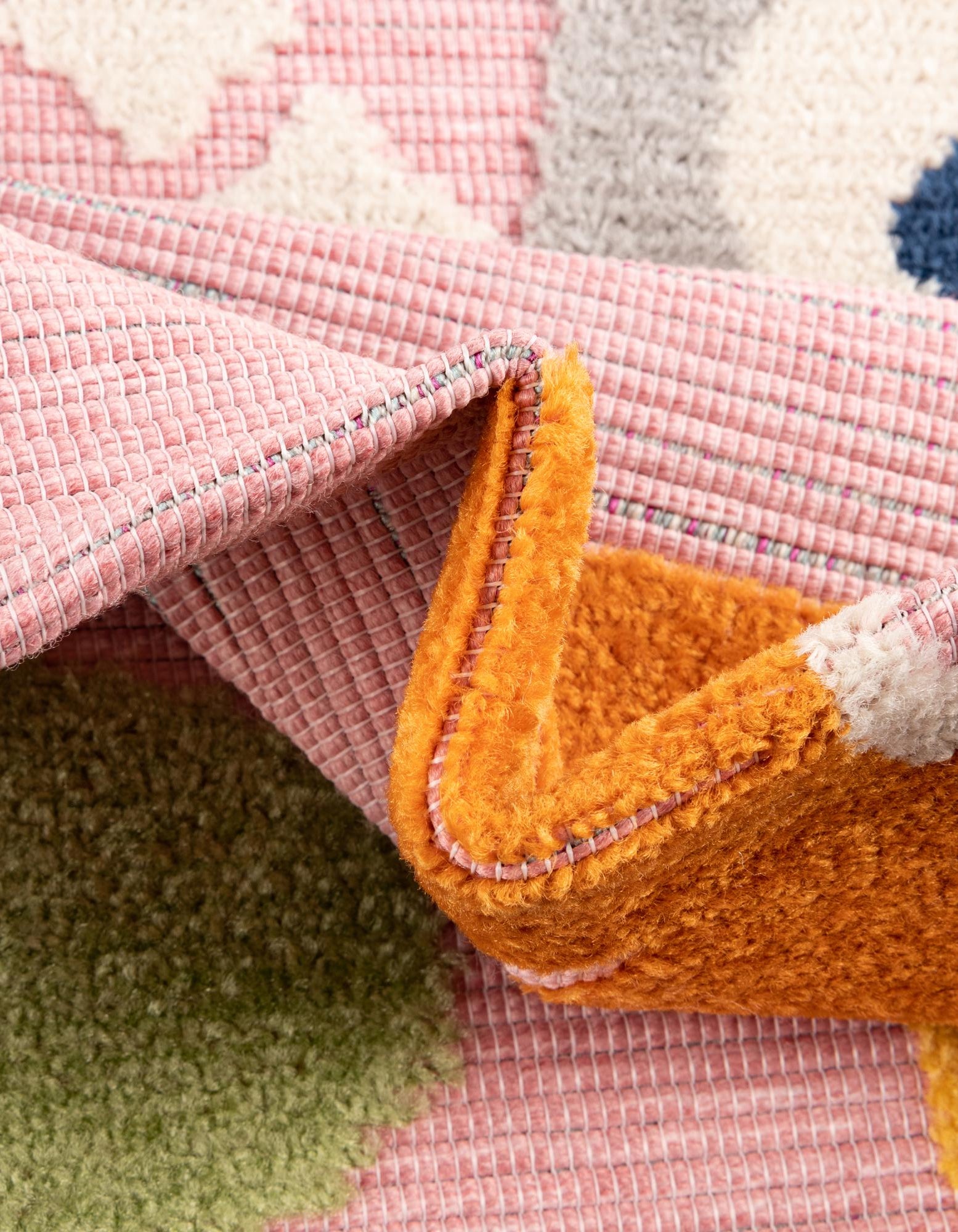 Light Pink 5' 3 x 7' 7 Indoor / Outdoor Rug | Rugs.com