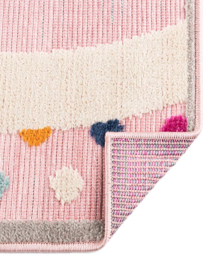 Detail image of  5' 3 x 7' 7  Washable  Indoor / Outdoor Rug