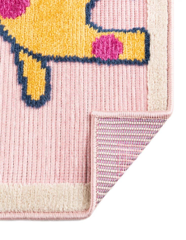 Detail image of  5' 3 x 7' 7  Washable  Indoor / Outdoor Rug