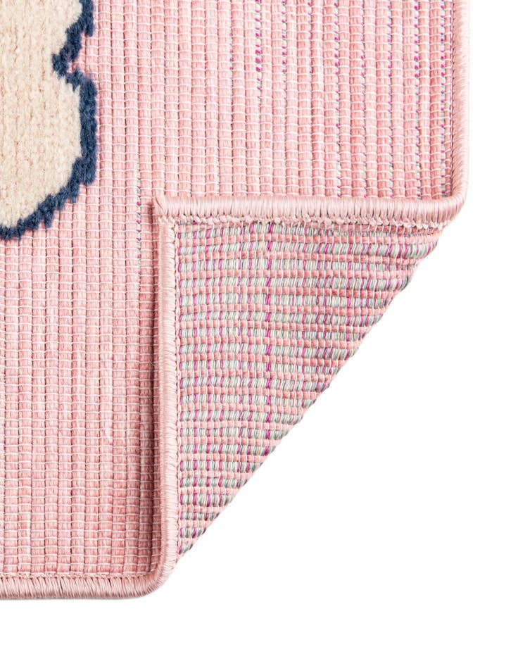 Detail image of  5' 3 x 7' 7  Washable  Indoor / Outdoor Rug