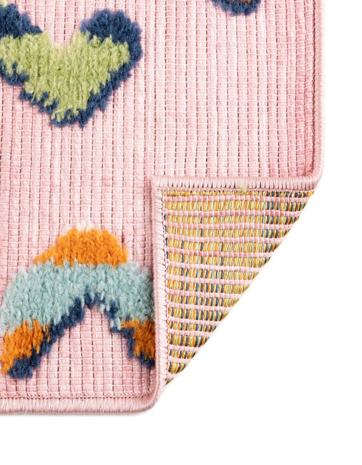 Detail image of  5' 3 x 7' 7  Washable  Indoor / Outdoor Rug