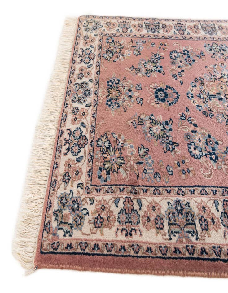 Detail image of  2' 7 x 4' 2  Hand Knotted Sarough Oriental Wool Rug