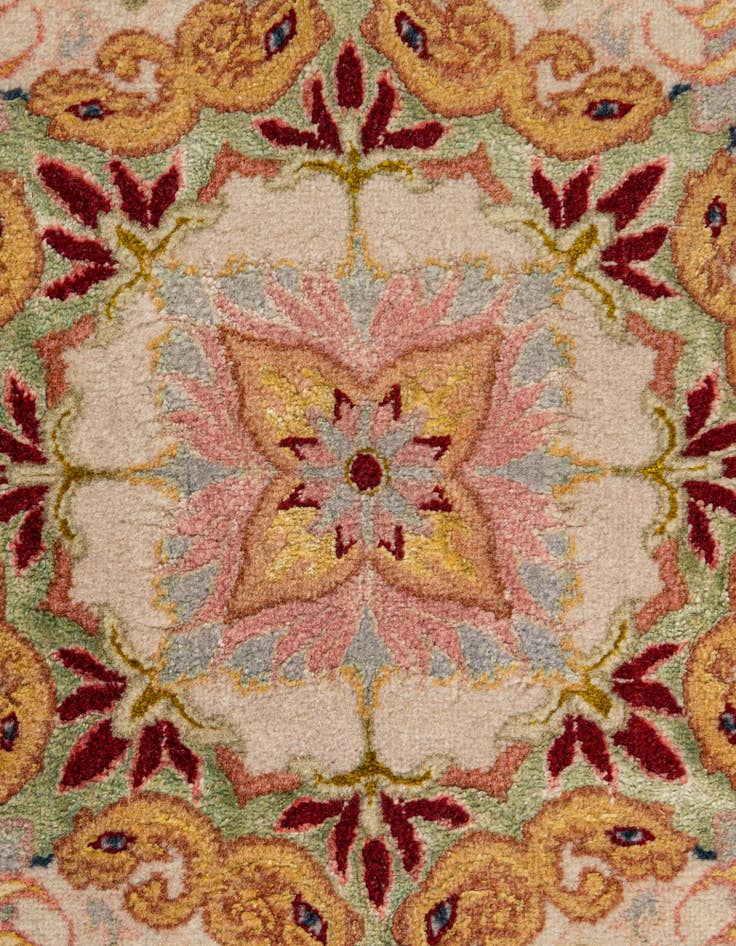 Detail image of  5' 8 x 8' 3  Hand Knotted Tabriz Persian Rug