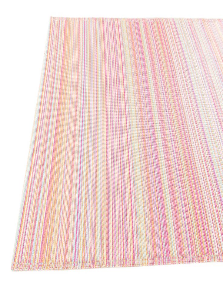 Detail image of  4' x 6'  Washable Vista Breeze Indoor / Outdoor Rug