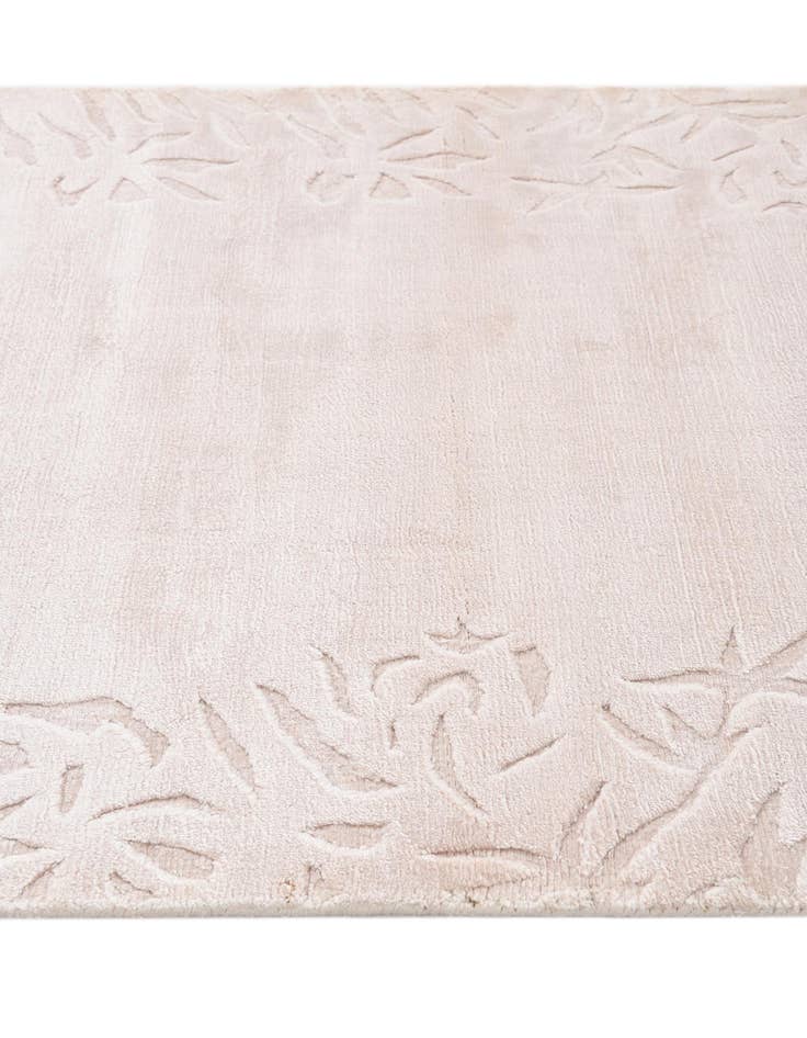 Detail image of  2' 7 x 9' 11  Hand Knotted Darya Wool Runner Rug