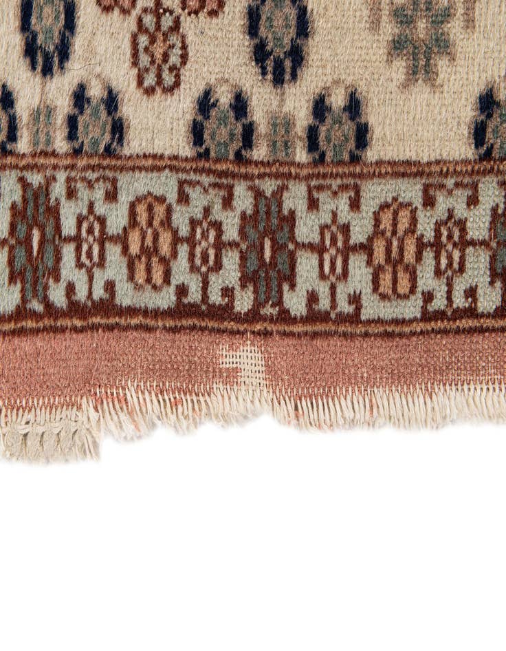 Detail image of  2' 8 x 7' 8  Hand Knotted Lahour Oriental Wool Runner Rug
