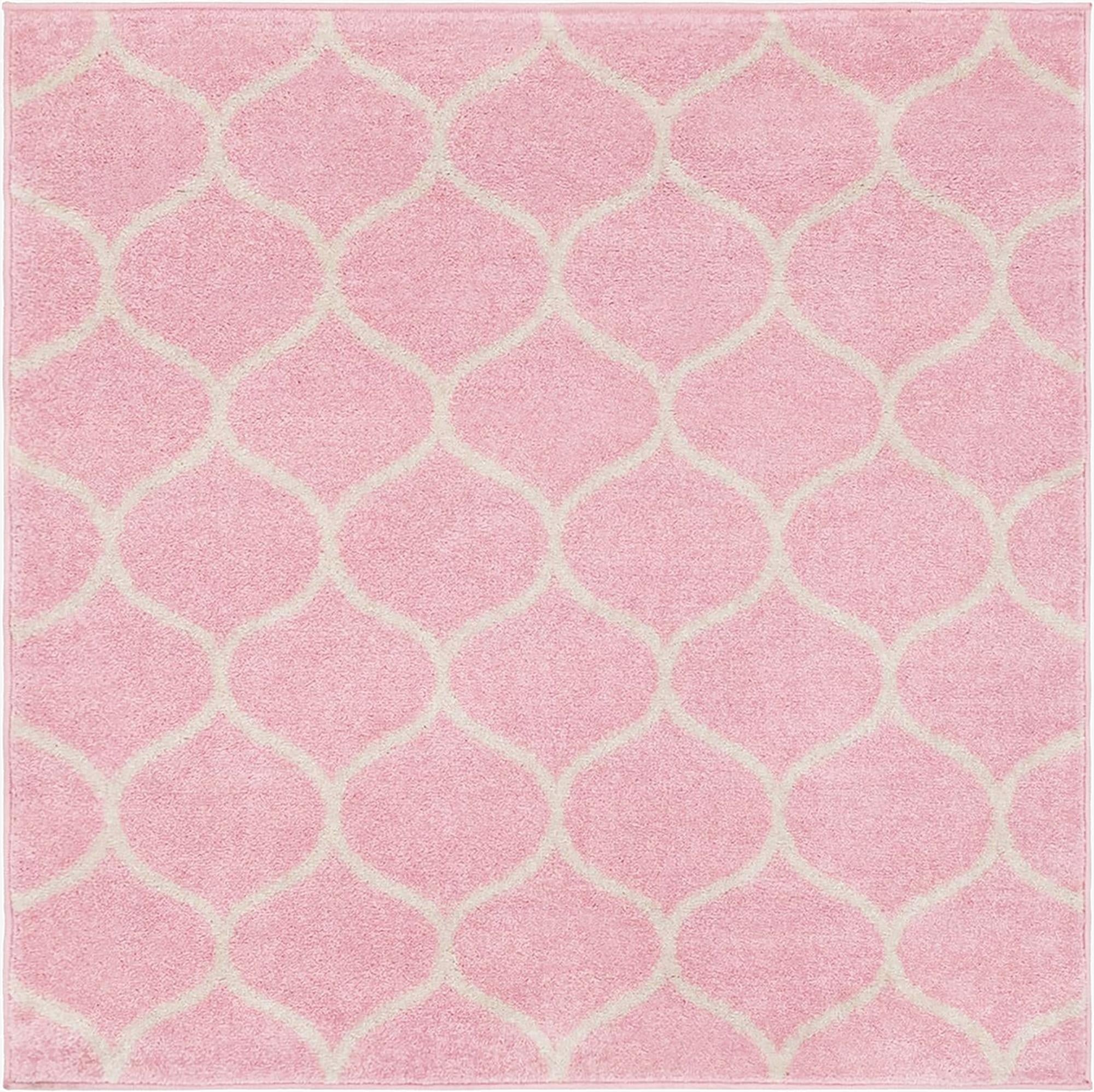  4' x 4' Lattice Frieze Square Rug